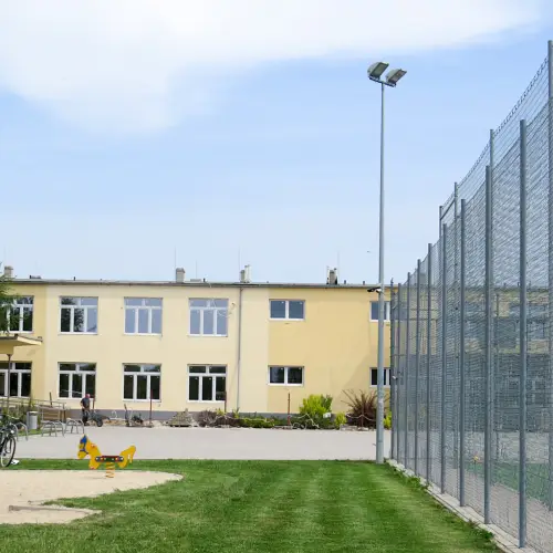 Termomodernizacja Szkoły Podstawowej nr 5 w Rawiczu - Sarnowie | fot. 1