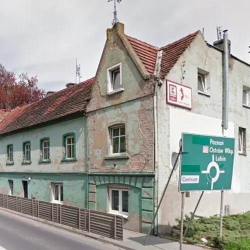 Termomodernizacja ściany południowej Wały Powstańców Wlkp. 4 4a | fot. 1