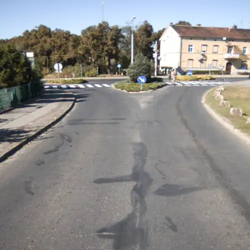 Budowa ronda wraz z fragmentem ulicy u zbiegu ulic Piłsudskiego, Podmiejskiej i Alei Spacerowej w Rawiczu wraz z odwodnieniem i oświetleniem oraz przebudową infrastruktury technicznej | fot. 1