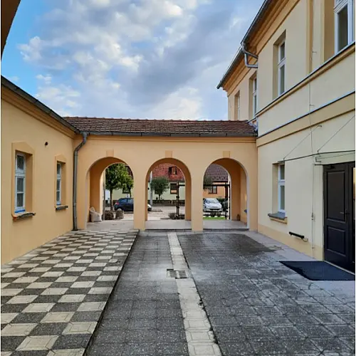 Modernizacja budynku gminnego na dz. nr 335 w Rawiczu Sarnowie | fot. 1