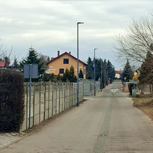 Budowa oświetlenia na ul. Podgórnej w Sierakowie
