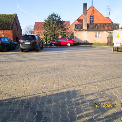 Budowa parkingu przy kościele w Zielonej Wsi