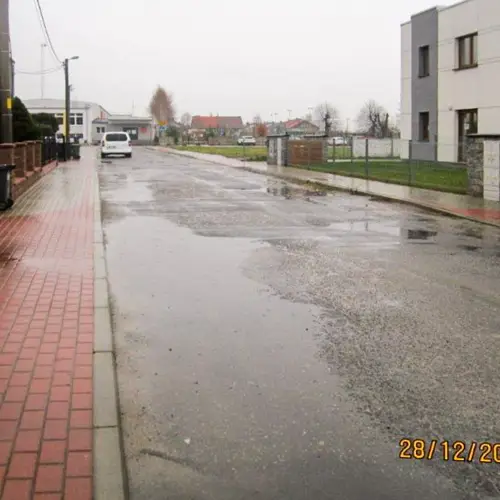Budowa chodników na ul. Żeromskiego i Strażackiej w Rawiczu