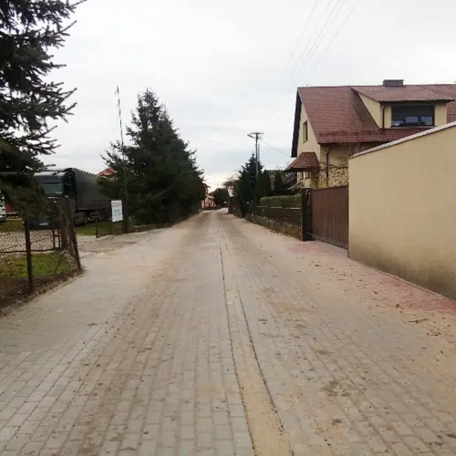 Przebudowa drogi wewnętrznej dz. nr 520 w Zielonej Wsi 