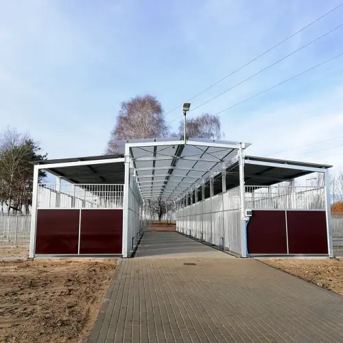 Budowa kojców - etap II budowy schroniska dla zwierząt