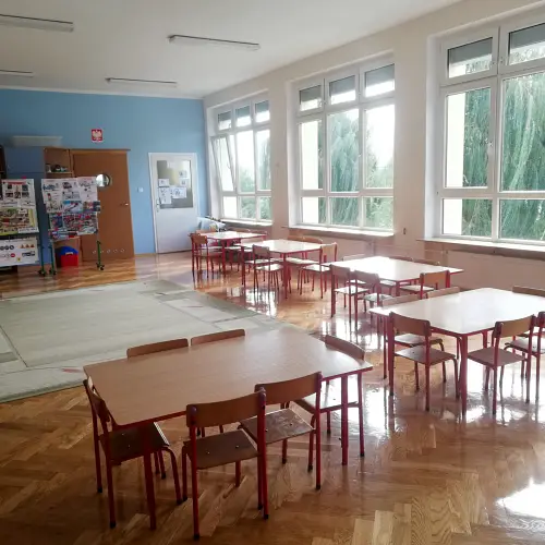 Modernizacja Przedszkola nr 3 w Rawiczu ( instalacja elektryczna, malowanie ścian i odnowienie części podłóg)
