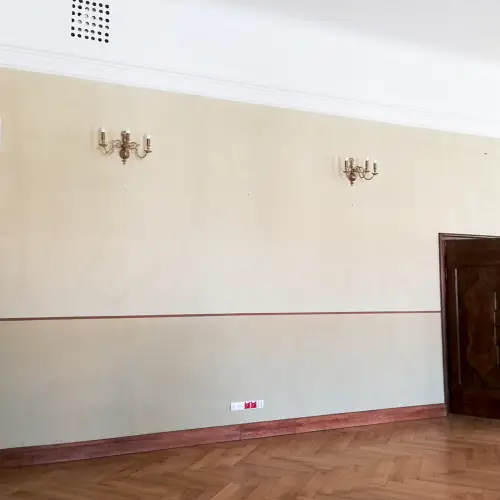 Wymiana instalacji elektrycznej i przeciwpożarowej  wraz z malowaniem pomieszczeń w ratuszu w Rawiczu 